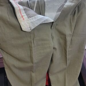 Men's Classic Olive Chinos